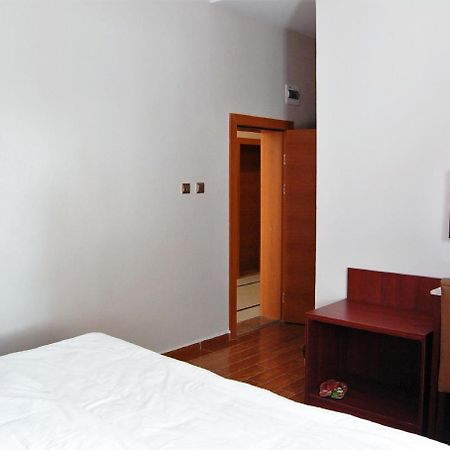 R & K Guest Palace Hotel Kano Luaran gambar