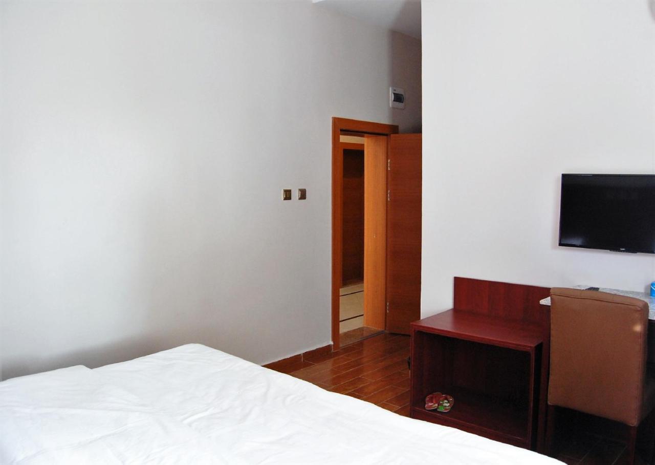 R & K Guest Palace Hotel Kano Luaran gambar