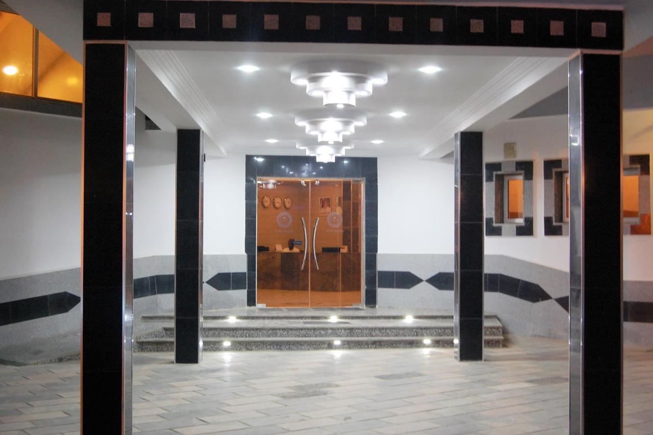 R & K Guest Palace Hotel Kano Luaran gambar