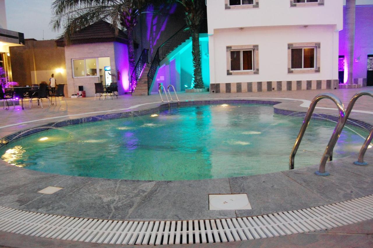 R & K Guest Palace Hotel Kano Luaran gambar