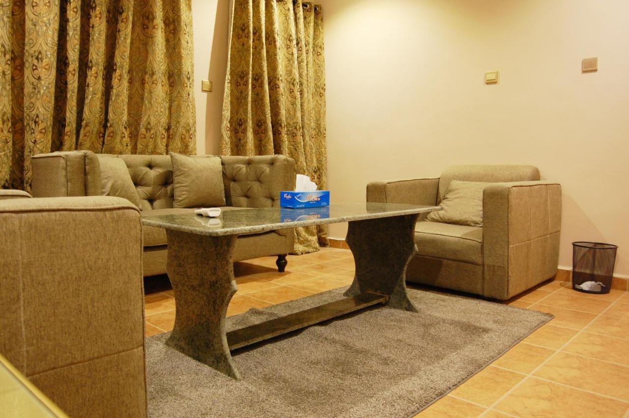 R & K Guest Palace Hotel Kano Luaran gambar
