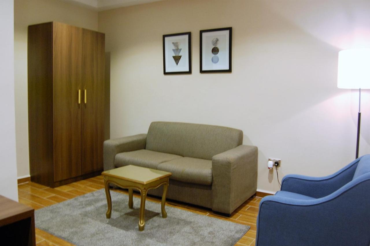 R & K Guest Palace Hotel Kano Luaran gambar