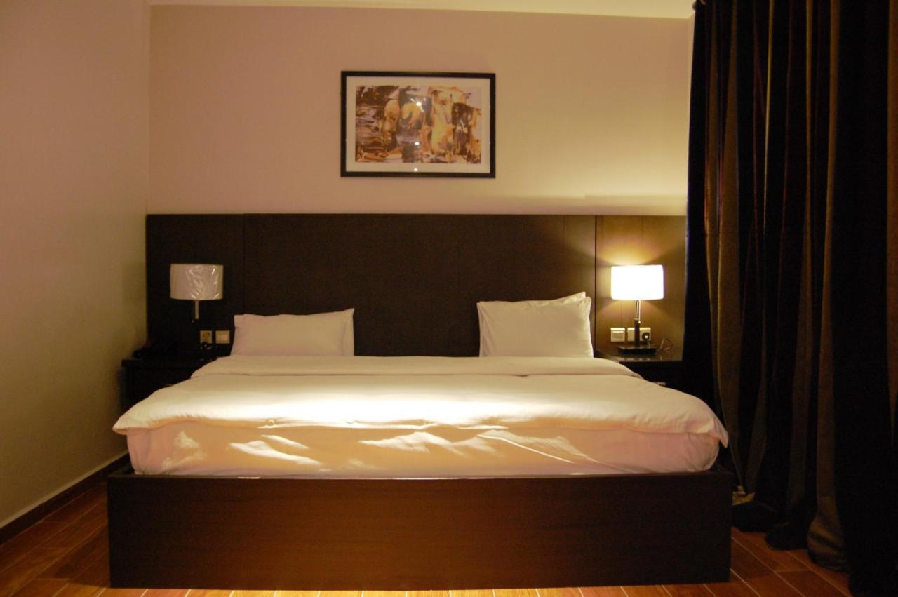 R & K Guest Palace Hotel Kano Luaran gambar