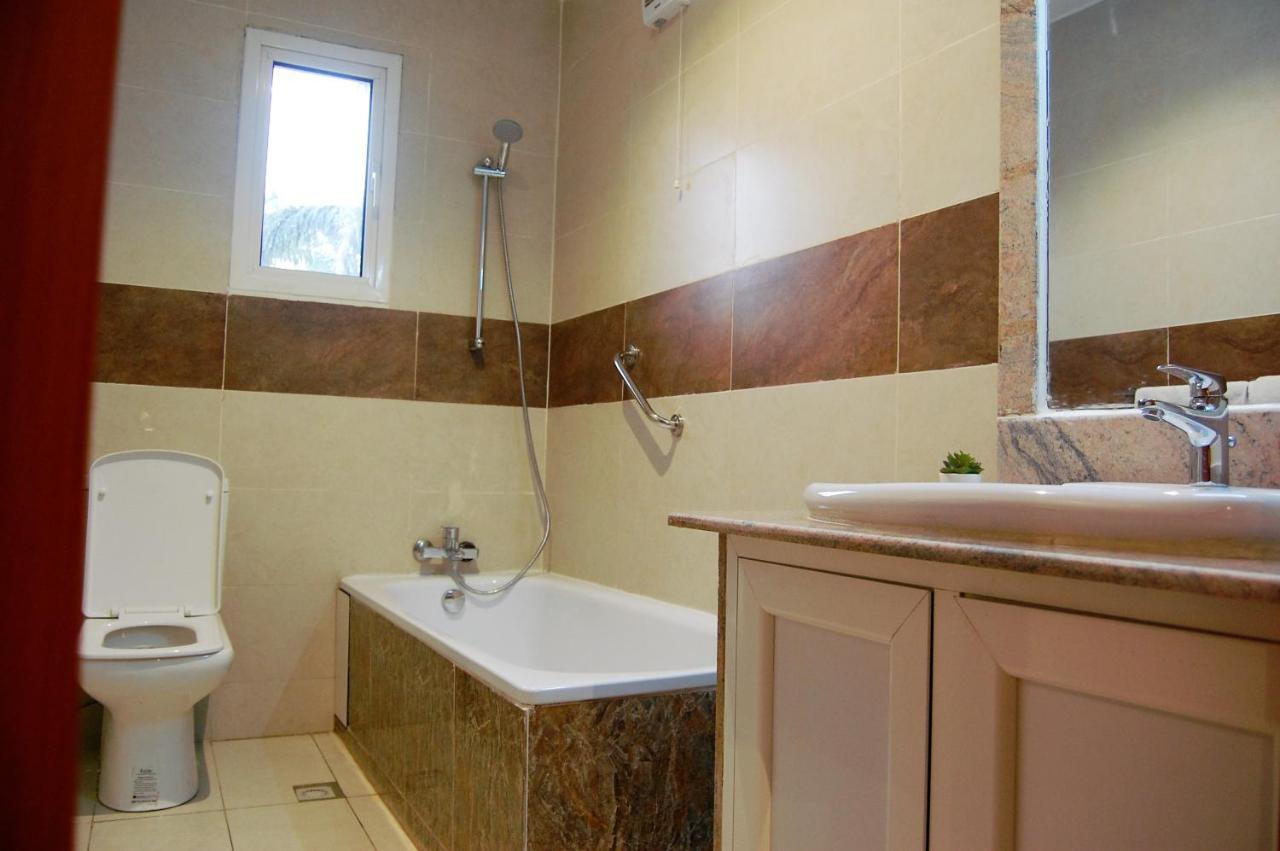 R & K Guest Palace Hotel Kano Luaran gambar