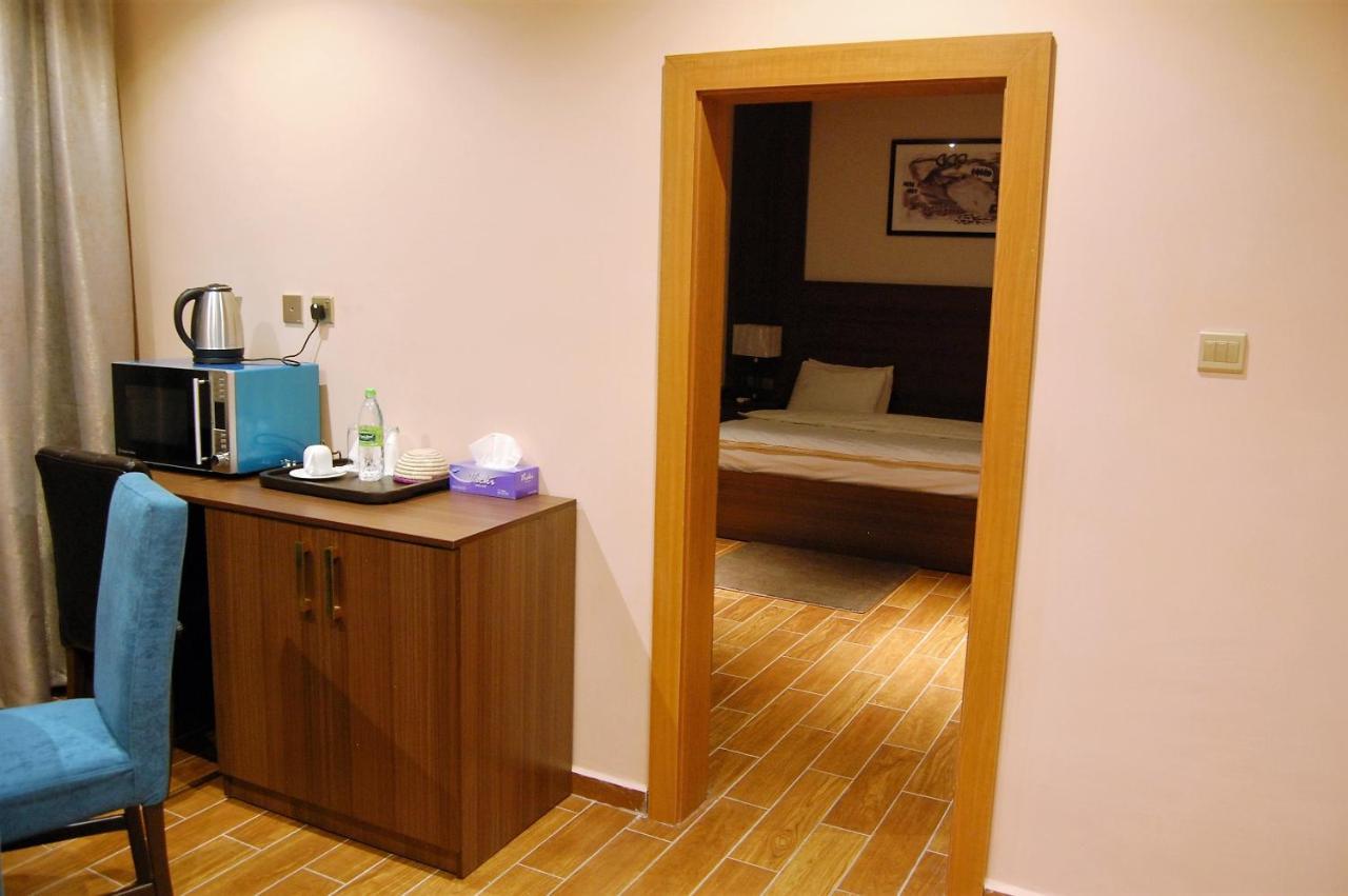 R & K Guest Palace Hotel Kano Luaran gambar